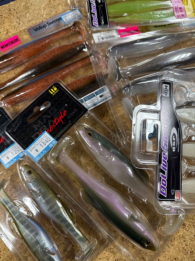 シャッドテールワーム入荷中！